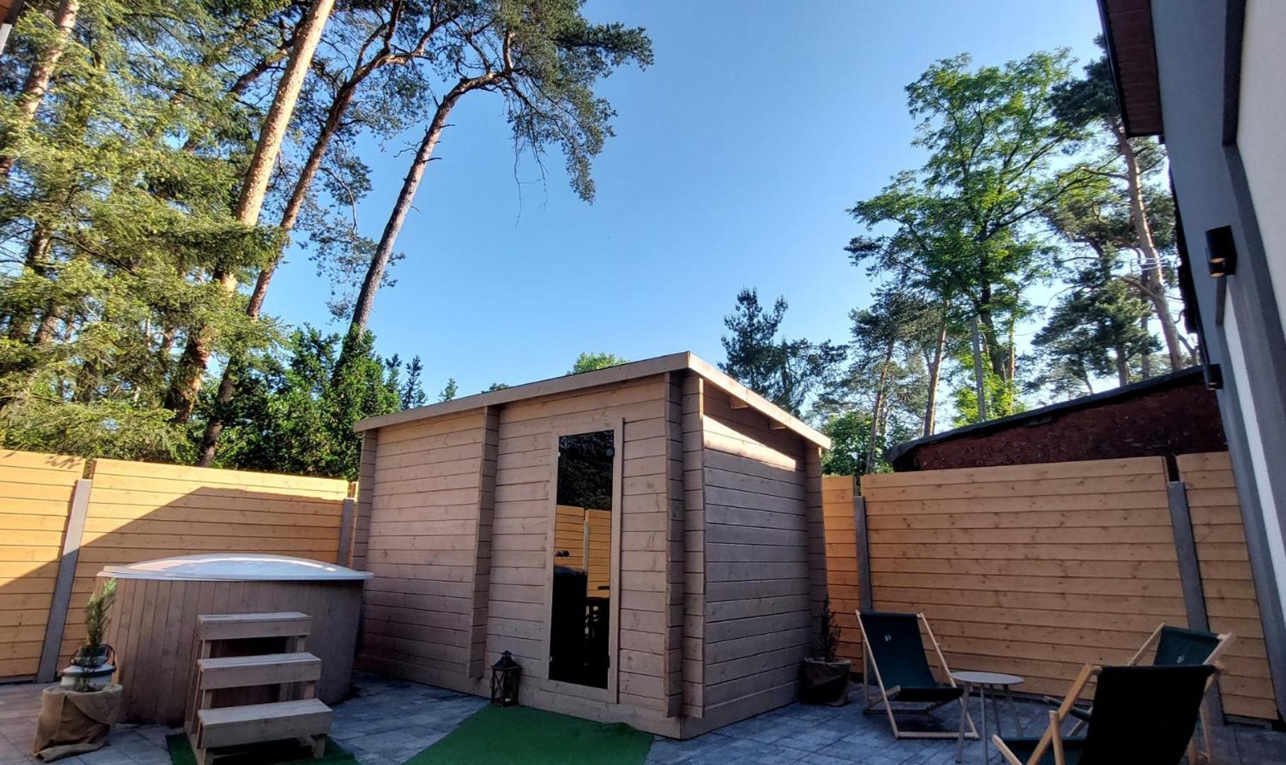 Kolumna House Noclegowy Z Prywatna Sauna I Balia Apartment Lask