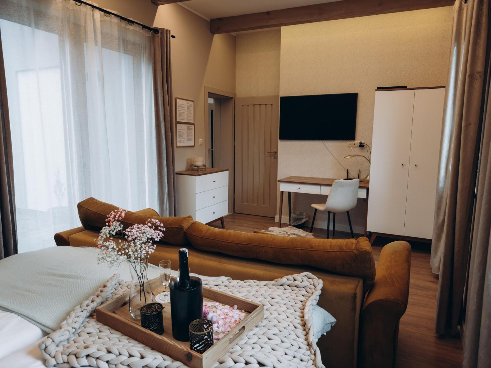 Kolumna House Noclegowy Z Prywatna Sauna I Balia