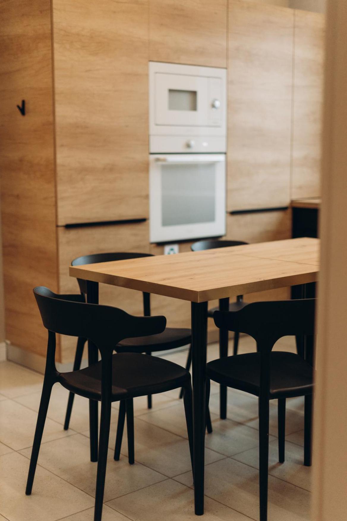 Kolumna House Noclegowy Z Prywatna Sauna I Balia